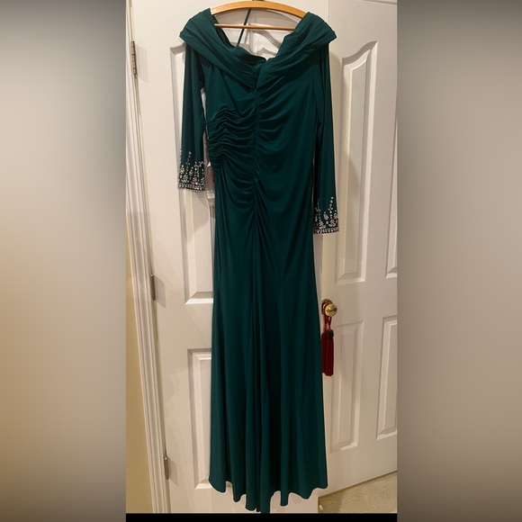 🌺Mac Duggal Gown - Picture 12 of 14